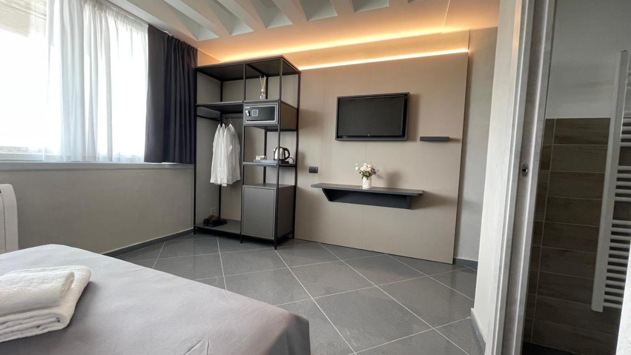 Hotel Tranquillo Uptown Lecce Extérieur photo