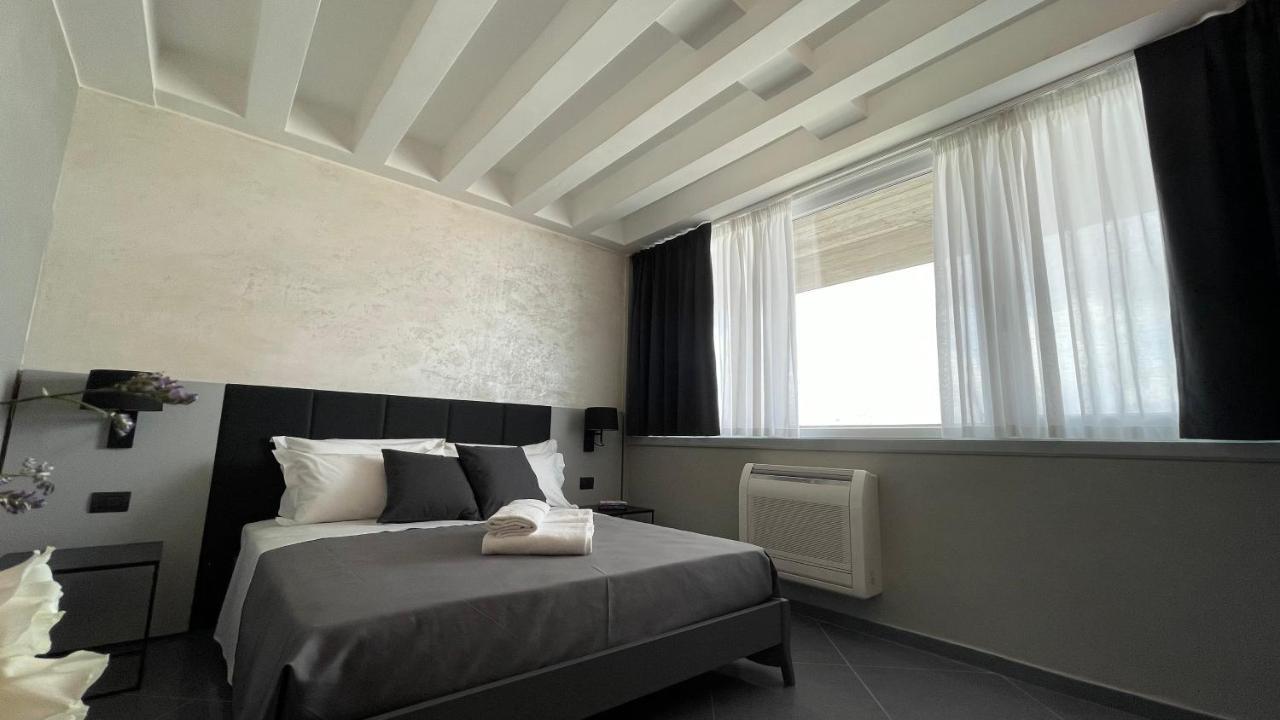 Hotel Tranquillo Uptown Lecce Extérieur photo